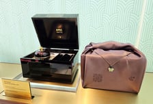 젠슨 황도 받은 '이것'..APEC서 K뷰티 전파한 LG생활건강