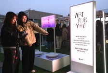 "LG전자, 내년 신성장 모멘텀을 기대할 때…목표가 ↑"-신한