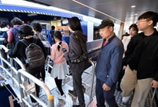 운항 재개 '한강버스' 주말 이틀간 6138명 탑승