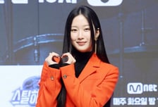 [단독] 문가영, 구교환과 호흡한 첫 상업영화 주연작  '만약에 우리'  내년 1월7일 개봉