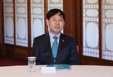 구윤철 "소비자물가 상승률 2.4%…생활물가 안정에 총력"