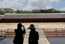 종묘 앞 142m 빌딩…서울시·유산청 충돌, '왕릉뷰 아파트' 닮았다