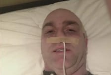 "암 걸렸어요" 걱정 산 스포츠 스타…코에 '충전선' 꽂고 6억원 챙겼다