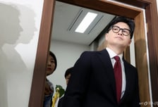 한동훈 "민주당, 이재명 대통령이 계엄하면 설마 안 막을 거냐"