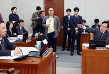 與 "주진우, 이해충돌" 野 "조직적 입틀막"···대통령실 첫 국감, 고성 속 정회