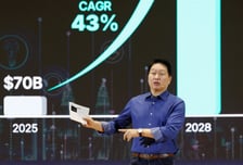 최태원 "조금 더 오르길 희망"…증권가가 보는 상승여력은