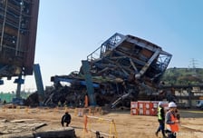 울산 동서발전 해체 작업 중 붕괴 사고…"7명 매몰 추정"