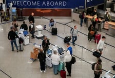 美 뉴욕·LA·시카고 등 공항 운항 감축…셧다운 최장 지속 여파