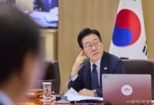 이재명 대통령, '인종차별 발언 의혹' 적십자회장 감찰 지시