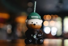 "다 큰 남자가 소녀들과 싸워"…스벅 '한정판 컵' 두고 난투극