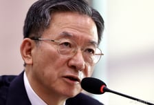 정성호, 내일 도어스테핑…'대장동 수사 항소 포기' 관련 입장 밝힐 듯