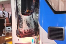 경부고속도로 서울요금소서 '꽝꽝꽝'…고속버스·승합차 4중 추돌 사고