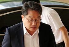 검찰총장 대행, '항소 포기' 법무부 지시였냐에 "다음에 말씀드리겠다"