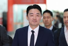 '대통령 특사' 강훈식 비서실장, 이번주 UAE 방문…방산 협력 논의