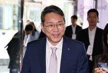 조주완 "10대 완성차 중 8곳, LG 고객…전장사업 성장 중"