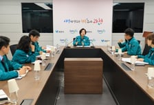 과천시, 수돗물 유충 사태 진화 총력…병입수돗물 7만병 공급·정밀조사 중