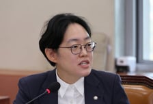 野조지연 "정년연장 땐 청년 일자리 감소…日 25년 걸쳐 65세 정년연장"