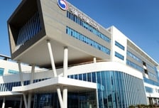 "먹으면 낫는다" 쏟아지는 AI 가짜 의사 광고…식약처 전격 제동