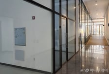 "첫달 무상임대" 팔 사람만 수두룩…청구동금고 불법대출 담보 건물 가보니