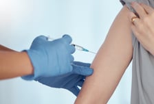 "올해 5000명 확진"…백신 안 맞더니 30년 청정국 이 나라 '비상'