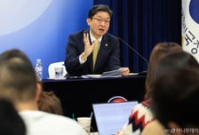 이억원 "첨단기금 내달 출범, AI·반도체 기업에 첫 투자할 것"