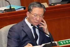 정성호 "'대장동 사건 항소 포기', 대통령실과 의논한 바 전혀 없다"