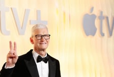 "AI 투자 안 해?" 눈총 받던 애플, 이젠 '피난처'로…안전자산 주목