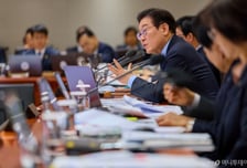 [속보]이재명 대통령 "특별한 큰 사고 없는 것 매우 다행…다들 자중하고 최선 다한 결과"