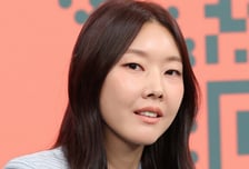 한혜진이 코인 방송을?…해킹→삭제됐던 유튜브 채널 복구