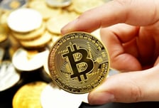 12월 금리인하, 글쎄?…비트코인, 또 10만달러 '붕괴'