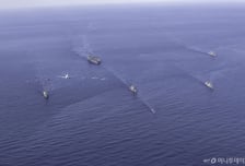 한미 해군, 연합 해상훈련 실시…"실전적 연합방위테세 확립"