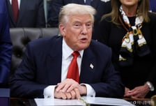 트럼프 레임덕 논란?…"정치 입지 유지 가능성, 앱스타인 이슈는 변수"