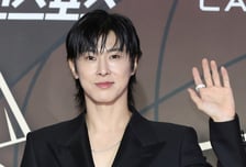 유노윤호 20대 때 "연예인 여친과 결혼" 폭탄 선언…이수만이 한 말