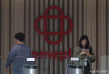 2만명 고용 승계해도 인수하면 이익...'홈플러스 계산법' 살펴보니