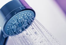 아내 불륜 의심해 '샤워 감전사' 시킨 30대…딸 덕분에 사형 면했다