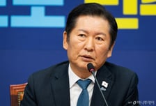 정청래 "내년 지방선거 '공천 혁명'...의원도, 당원도 '1인 1표'로"