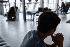 "헬스장 여성에 반해 눈빛 신호"…일주일 만에 출입금지 당한 남성