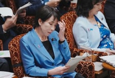 일본, 1년반 만에 경제 역성장…다카이치 '돈풀기' 나서나