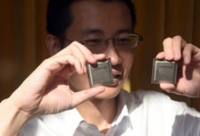 "땡큐 미국!" 33조 돈벼락…40세 이하 '3위 부호'가 된 중국 AI 천재