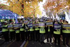 검체 검사 개편 반대하던 의협 "정부 방향 존중…보상 방안 당부"