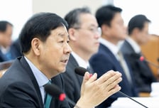 구 부총리, 관세 비준 일축… "우리에게만 불리한 구속력"