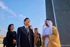 [속보]이재명 대통령, UAE 대통령궁 도착···곧 정상회담