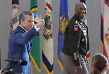 "중국·러시아에 부담"…'핵잠' 갖는 한국에 더 큰 역할 기대하는 미국