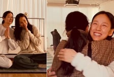 문소리, '이효리 요가원' 찾아가 미소 활짝…무슨 인연?