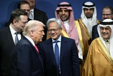 "AI 퍼스트"…트럼프, 21세기판 '맨해튼 프로젝트' 돌입한다