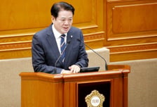 "AI 콤팩트 도시로 도약"…최대호 안양시장, 내년 시정 비전 공개