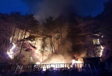 인제 산불 68% 진화…헬기 30대 투입해 막바지 총력