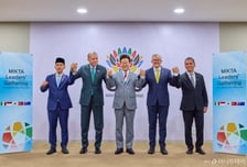 "제 딸이···" 믹타 회동서 나온 이 한마디에 이재명 대통령 '웃음꽃'