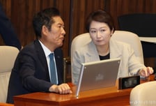 '원팀 균열→내홍 격화' 지방선거·당권 앞두고 곳곳서 대립 與, 이유는?