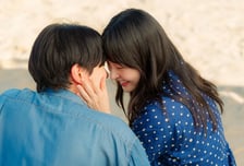 '태풍상사' 이준호-김민하, 해변가 키스 1초전 현장 포착! 몽글몽글 설렘 폭발